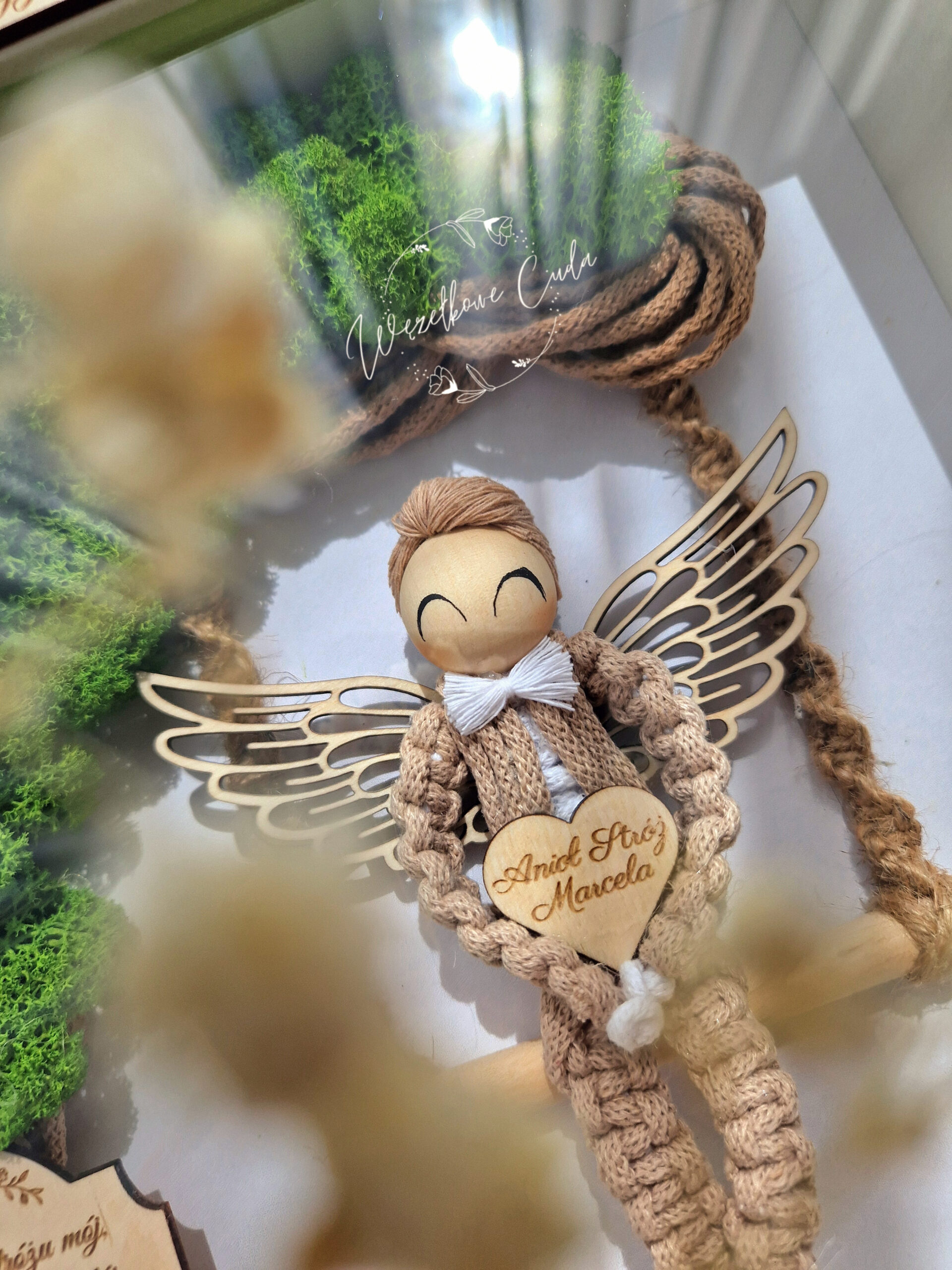 Anioł Stróż w ramce box 3D - Pamiątka Komunii Świętej - obrazek 3