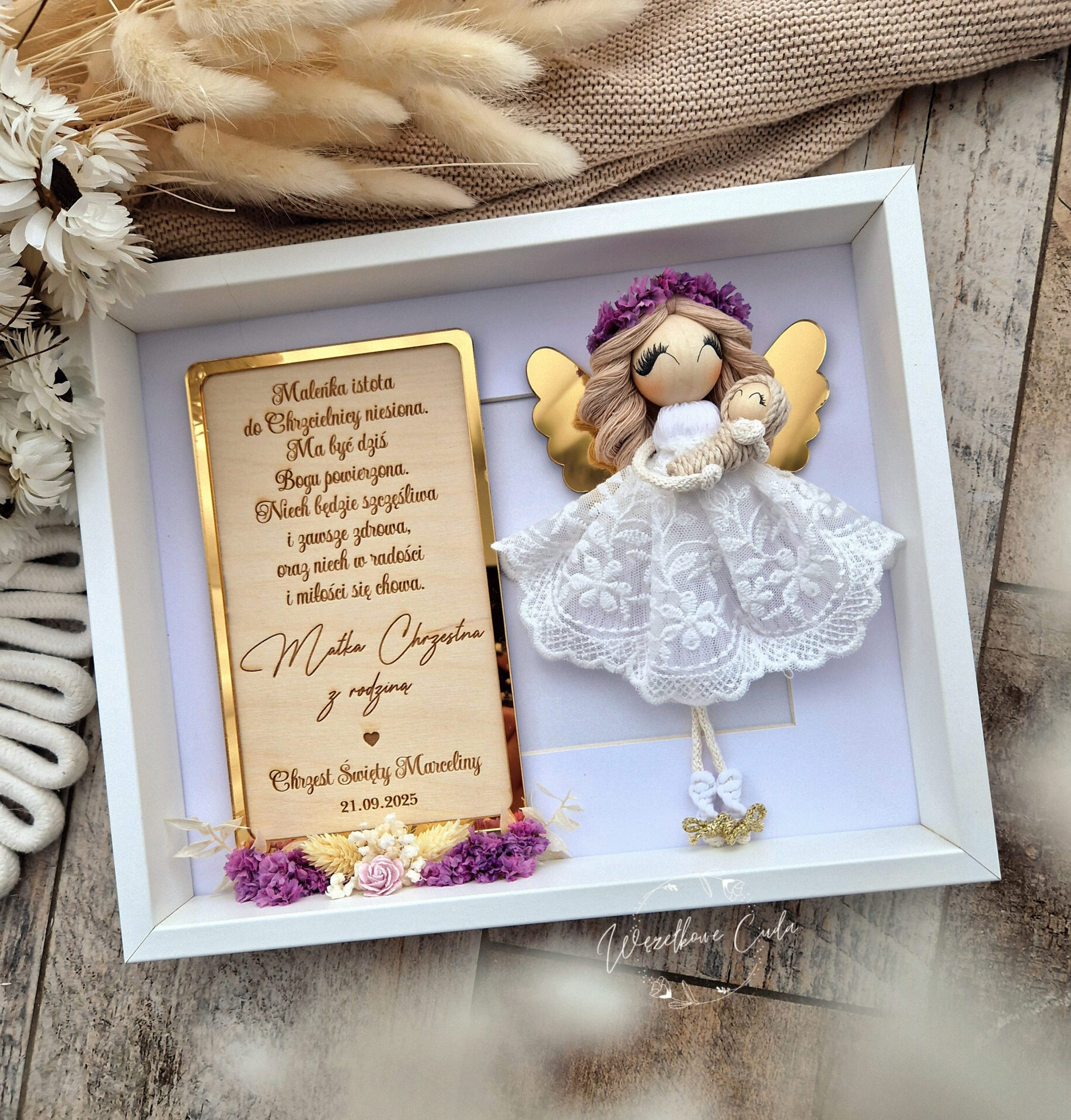 Pamiątka Chrztu Świętego, aniołek dla dziewczynki