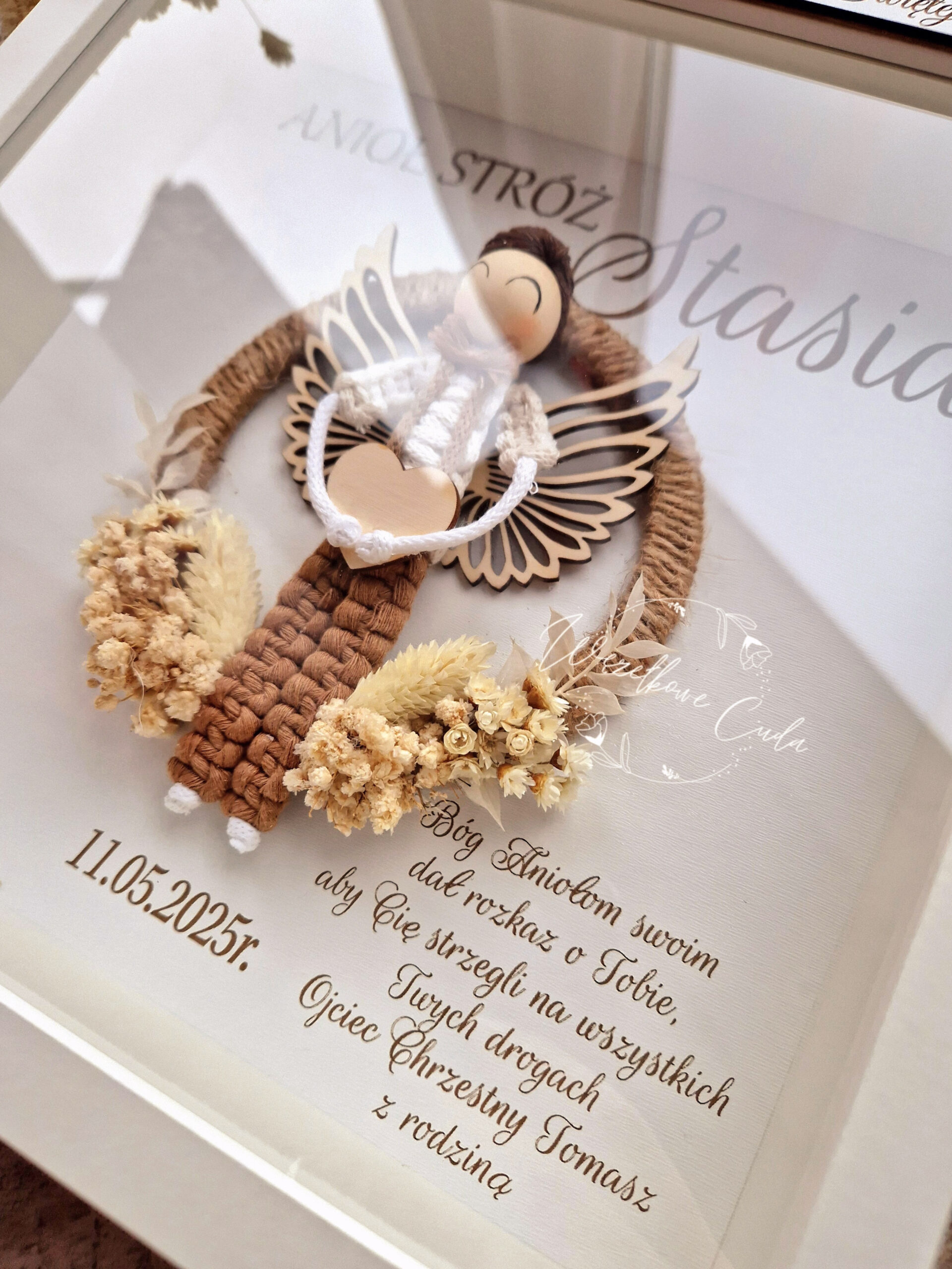 Anioł Stróż na obręczy, ramka 3D - Pamiątka Chrztu, Komunii - obrazek 3